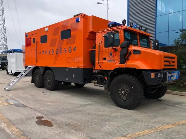 Medical vehicles were customized for China satellite launch center