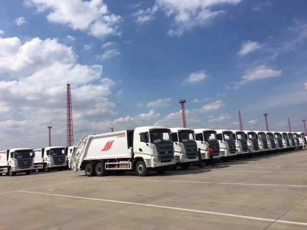 Treatment method for fault of control valve of sanitation garbage truck