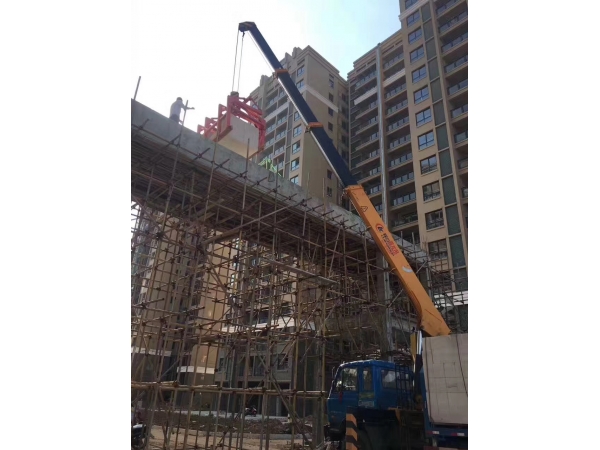 4x2 5t crane truck with block grab