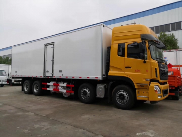 30t 12 wheels refrigerator wagon for fresh food transport