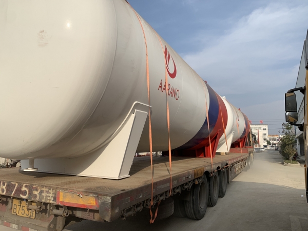 Composition and  production process of LPG storage tank