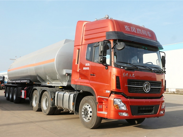 50000L crude oil transport tank trailer and 6x4 tractor for sale