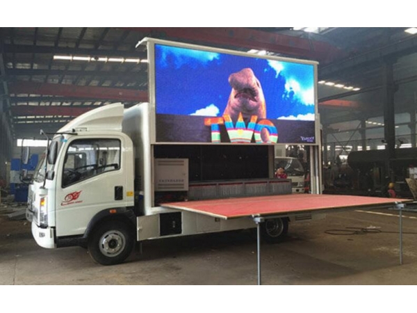 How a LED advertising car to work moisture resistant?