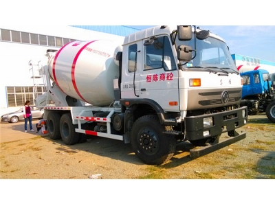 DONGFENG 6X4 9m3 mixer truck